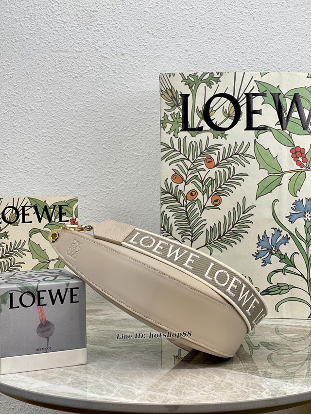 Loewe專櫃同步2022最新款Luna半月形Hobo手袋 羅意威全皮字母肩帶小號月亮包 型號10193 lyw1449